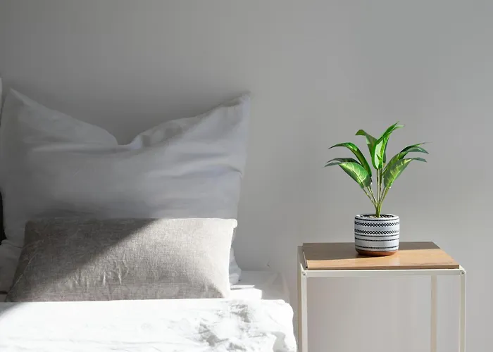 Spacestays Bunker Sweet Messe Wi-fi Tv Apartman